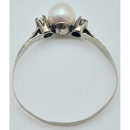 931 - 18k white gold pearl and CZ stone set trilogy ring, 0.7g, size L