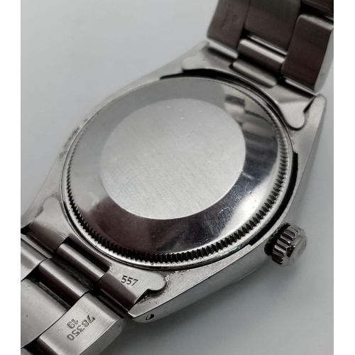 619 - A Vintage Rolex Oyster Perpetual Automatic Gents Watch. Stainless steel bracelet and case - 34mm. Go... 