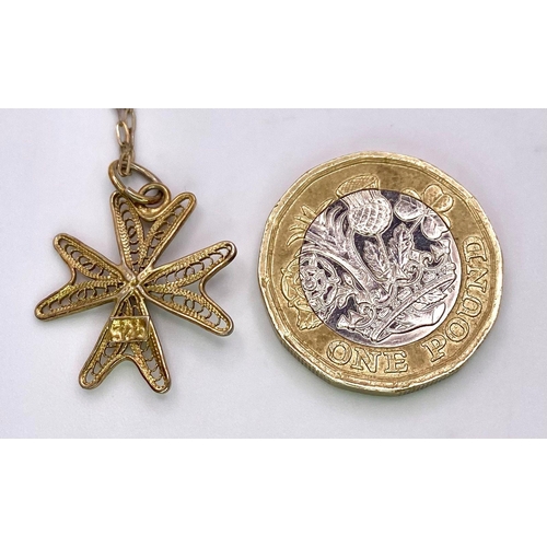 1475 - A 925 gilded silver Filigree Maltese cross pendant on silver chain. Total weight 2G. Total length 40... 