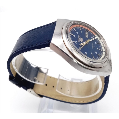 1501 - A Vintage Seiko 5 Automatic Gents Watch. Blue leather strap. Stainless steel case - 37mm. Blue dial ... 