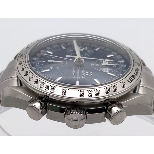 632 - An Omega Speedmaster Automatic Chronograph Gents Watch. Stainless steel bracelet and case - 39mm. Ic... 