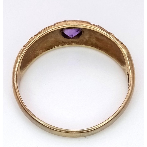 1400 - A Vintage 9K Yellow Gold Amethyst Solitaire Ring. Size K. 2.07g total weight.