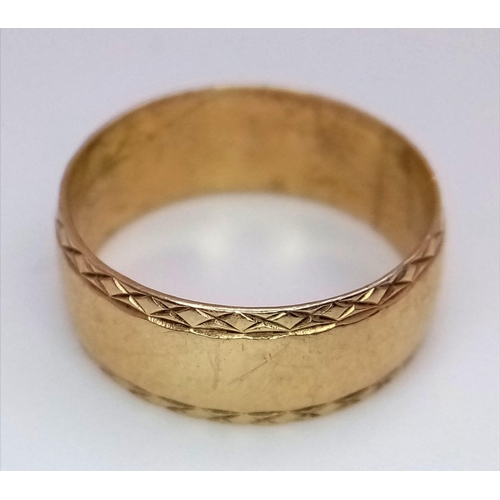 1491 - A Vintage 9K Yellow Gold Band Ring. Size O. 3.47g weight. Full UK hallmarks.