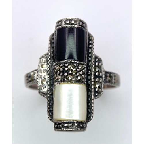 1529 - A vintage sterling silver Amethyst & Zirconia ring, size Q/R. Come with a vintage silver Moonstone &... 