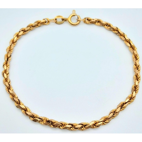 1505 - A 9K Yellow Gold Rope Twist Bracelet. 17cm. 5.3g weight.