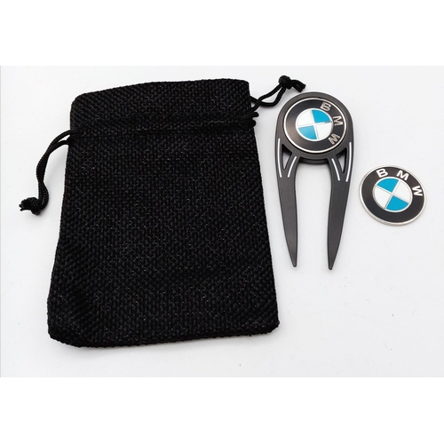 2432 - A BMW Branded Golf Putting Green Divot Repair Tool with Removable Ball Marker. 8cm. As new.