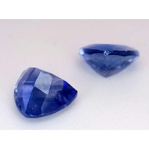 546 - PAIR OF BLUE SAPPHIRE TRILLION CUTS 1.49CT
ref: 21 - S