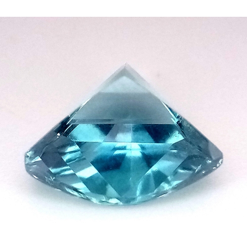 736 - A TRILLION CUT AQUAMARINE 2.51CT
ref: 67 - S