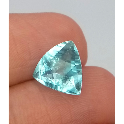 736 - A TRILLION CUT AQUAMARINE 2.51CT
ref: 67 - S