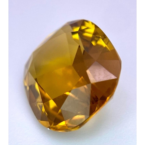 635 - Parcel of Two Natural Stones.
1) Cushion-Cut Citrine, 7.27ct
2) Brilliant-Cut White Sapphire, 0.45ct... 