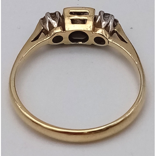 798 - A 18K YELLOW GOLD DIAMOND 3 STONE RING 0.20CT 2.6G SIZE O
ref: 6006