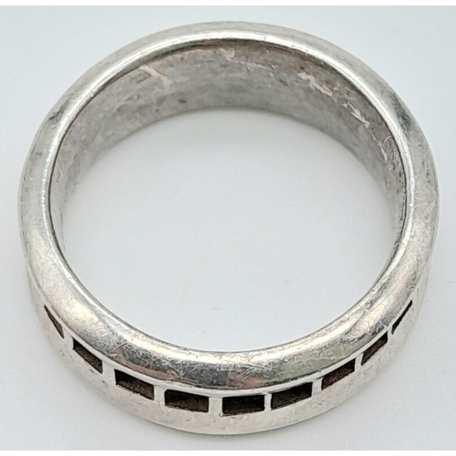 308 - Sterling Silver Fancy Band Ring.
Size: R
Weight: 8.3g

A/S 8004