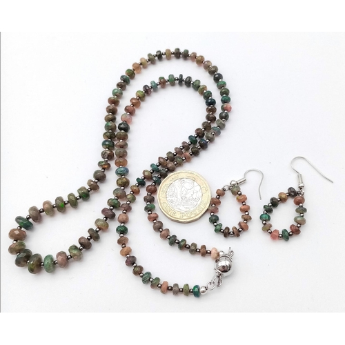 5 - A top quality, real Ethiopian opal necklace and associated earrings. Necklace length: 57 cm, earring... 