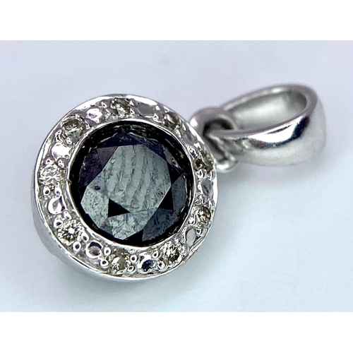 301 - 9kt White Gold, Black & White Diamond (0.30ct) Pendant.
Weight: 0.5g

A/S 8002