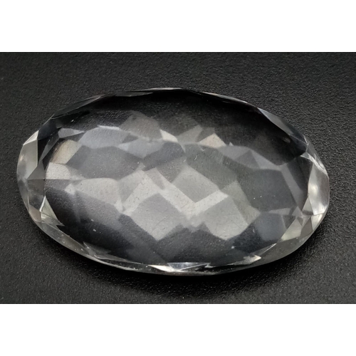 621 - A 29ct Faceted Quartz Oval Gemstone.