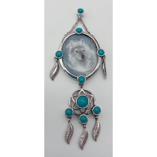 125 - A fancy 925 silver Turquoise Wolf Dreamcatcher pendant. Total weight 9G. Please see photos for detai... 