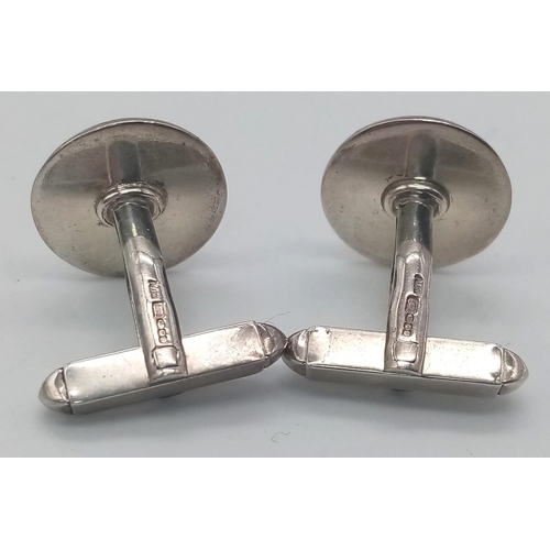 214 - A STERLING SILVER WHEATSHEAF CUFFLINKS 11.8G

(7963)