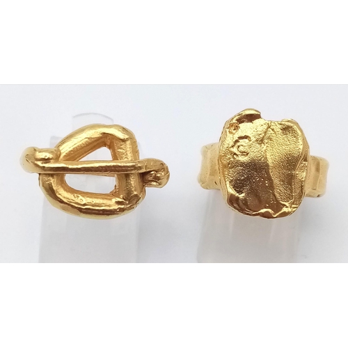 366 - TWO STERLING SILVER, WITH GOLD VERMEIL FINISH RINGS.
SIZE: J (BOTH)
TOTAL WEIGHT: 16.7G

SC 8056