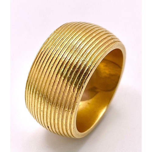 405 - A Theo Fennell Designer Fluted Band Ring. Size P. 18g weight. 12mm width. Ref: 15245