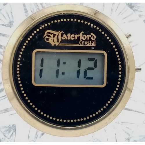 768 - A Waterford Cut Glass Crystal Clock Paperweight. 7.5cm Tall. New Battery
Fitted November 2023. Full ... 