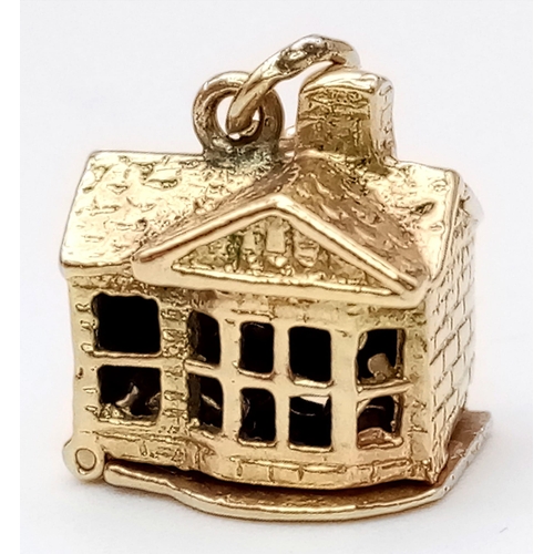 858 - 9k yellow gold opening house charm/pendant, 2.7g