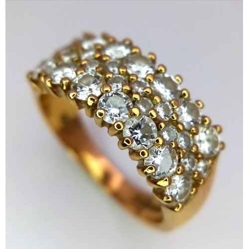 29 - A Stunning 18K Yellow Gold and 2ct Diamond Pave Ring. 28 high-grade round-cut white diamond gemstone... 