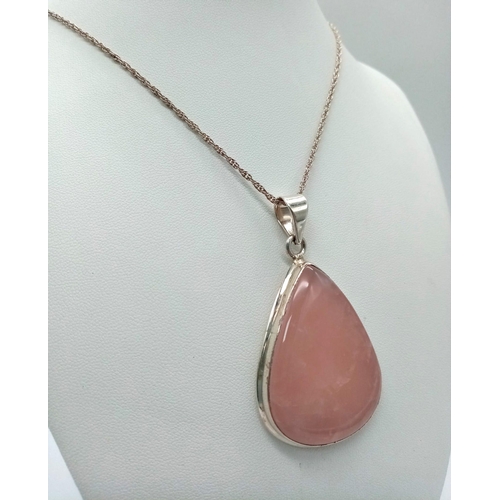 341 - A Vintage Sterling Silver Rose Quartz Statement Pendant Necklace. 60cm Sterling Silver Chain. Pendan... 