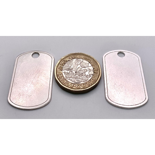 222 - 2 X STERLING SILVER INGOTS ONE PLAIN AND ONE ENGRAVED WITH THE TRAVELLERS PRAYER 10G

(5231 / 5232)