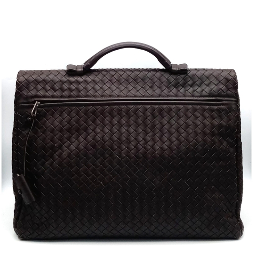 612 - A Bottega Veneta Black Leather Briefcase. Leather intrecciato weave exterior with a large zipped com... 