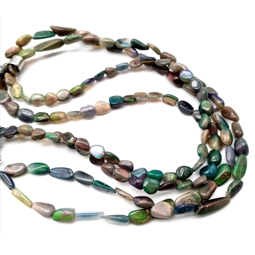 684B - An Irregular Shaped Opal Beaded Necklace with a Rose cut Diamond and Opal Clasp - With a 29ct Labrad... 