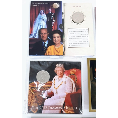 530 - A mixed parcel of Royal Family Minted Commemorative Coins. A whopping 17 coins in total. All sealed.... 