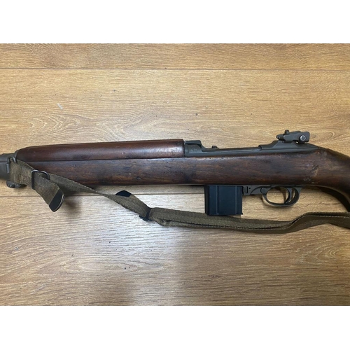 664B - A Deactivated USA M1 Carbine Assault Rifle - With Sling. Latest EU deactivation certificate. Maker -... 