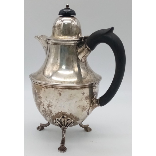 1701 - An antique sterling silver coffee pot. Come with full hallmarks Sheffield, 1907. Total weight 382.9G... 