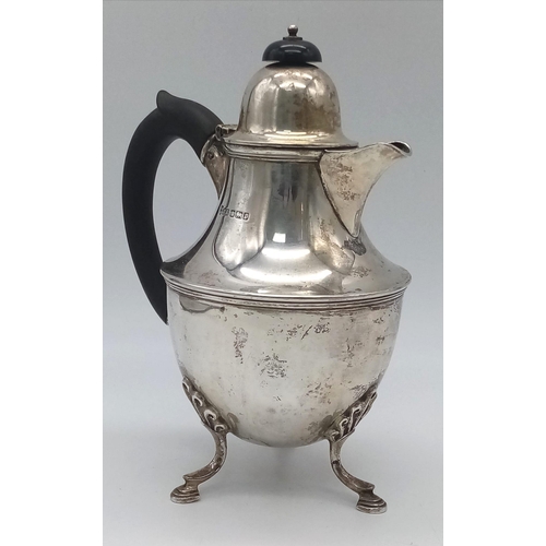 1701 - An antique sterling silver coffee pot. Come with full hallmarks Sheffield, 1907. Total weight 382.9G... 