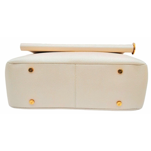 473 - A Chopard Cream Leather Ladies Handbag. Textured exterior with gold tone hardware and Chopard logo. ... 