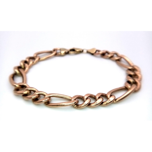 237 - A 9K yellow gold Figaro bracelet, 9.7g, 22.4cm long.

ref: SH1291I