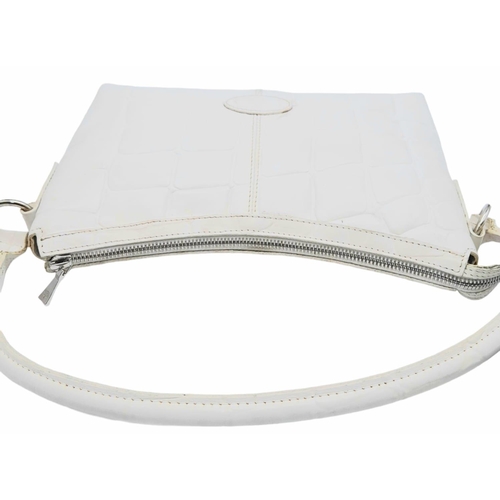 389 - A Mulberry Textured White Leather Handbag and Matching Purse. Handbag - 26cm L x 18cm H. Purse - 12c... 