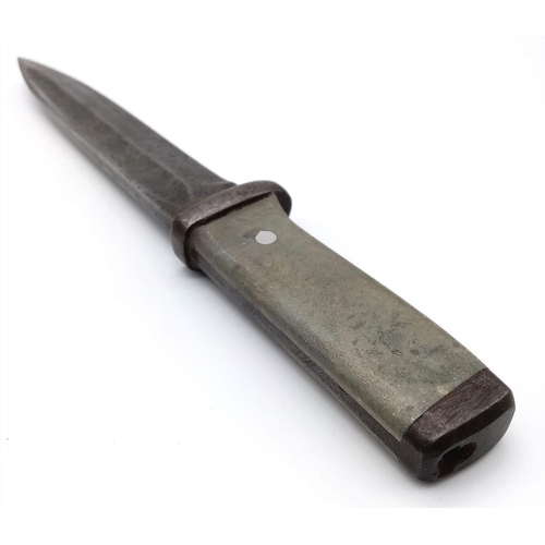 395 - A Rare WW2 German Bayonet Conversion. Markings of 1942 FFC on blade. Rare metal handle. Converted in... 