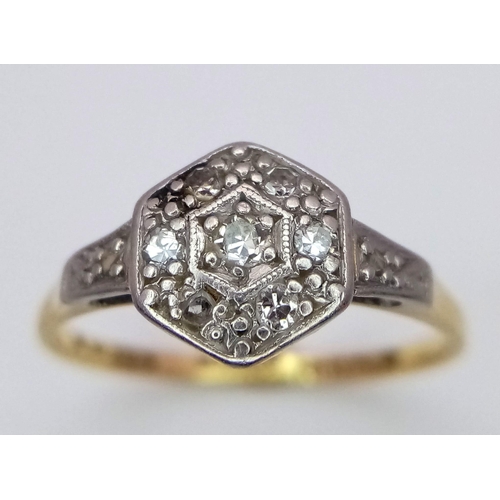 660 - A 18K YELLOW GOLD & PLATINUM VINTAGE DIAMOND CLUSTER RING 2G SIZE L

ref: SC 1077