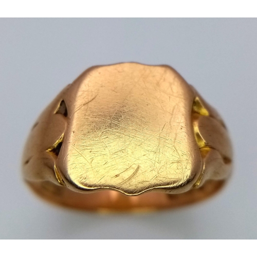 69 - A 18K YELLOW GOLD ANTIQUE SHIELD SHAPED SIGNET RING approx 5.76G HALLMARKED 1922 BIRMINGHAM SIZE S

... 