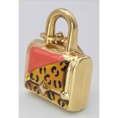 181 - A 18K YELLOW GOLD ENAMELLED LOTO HANDBAG CHARM approx 3.46G  33mm x 18mm

ref:SC 1084