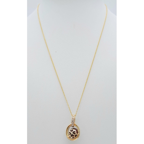 246 - A 14K YELLOW GOLD DIAMOND & PEARL SET PENDANT ON CHAIN NECKLACE approx  3.65G , 41cm chain, 20mm x 1... 