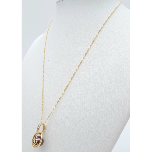 246 - A 14K YELLOW GOLD DIAMOND & PEARL SET PENDANT ON CHAIN NECKLACE approx  3.65G , 41cm chain, 20mm x 1... 