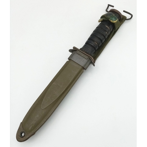 393 - A WW2 US M3 Mk1 Fighting Knife Dated 1943, with M8A1 scabbard. These were issued to the “Shock” Troo... 