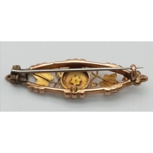 431 - An antique 9 K yellow gold brooch with an old cut diamond, length: 45 mm, weight: 2.5 g.