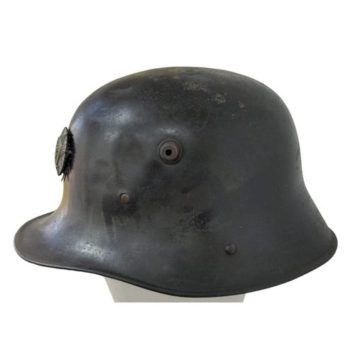 89 - M1927 Irish Free State Helmet Made by Vickers Ltd. Nice makers stamp and serial no.