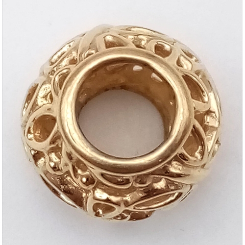 458 - A 14K YELLOW GOLD PANDORA CHARM 2.1G approx 1cm x 1cm

ref: SC 8032