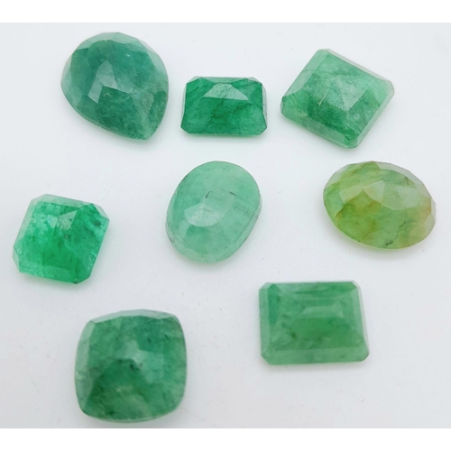 1798 - A 59.50cts Natural Emerald Gemstone Lot. Comes with the GLI certificate.