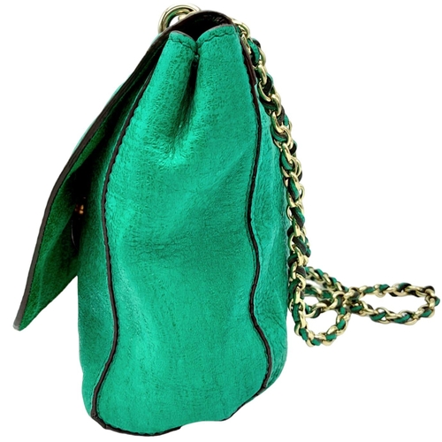 15 - A green Mulberry Lily mini bag with gold tone hardware and matching strap. Size approx. 20x18x8cm. C... 