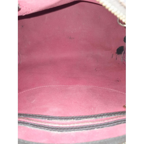 36 - A Louis Vuitton Speedy Bag. Checked LV canvas exterior. Red textile interior. Comes with dust cover,... 